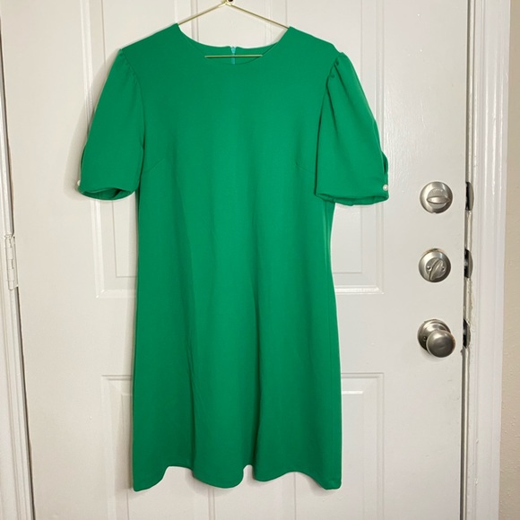 Dress - Picture 2 of 4